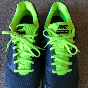 Nike Downshifter 6 men’s size 10.5 Grey/Green